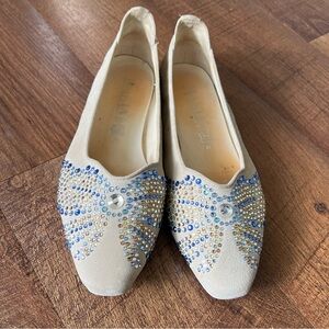 Mania Luxury Suede Swarovski Crystals Burst Top Loafers Cream color
